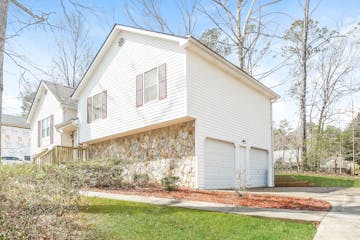 258 JAMIE DR HIRAM, GA 30141